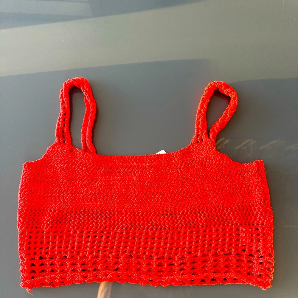 Free People crochet crop top in L, in Orange, NEW